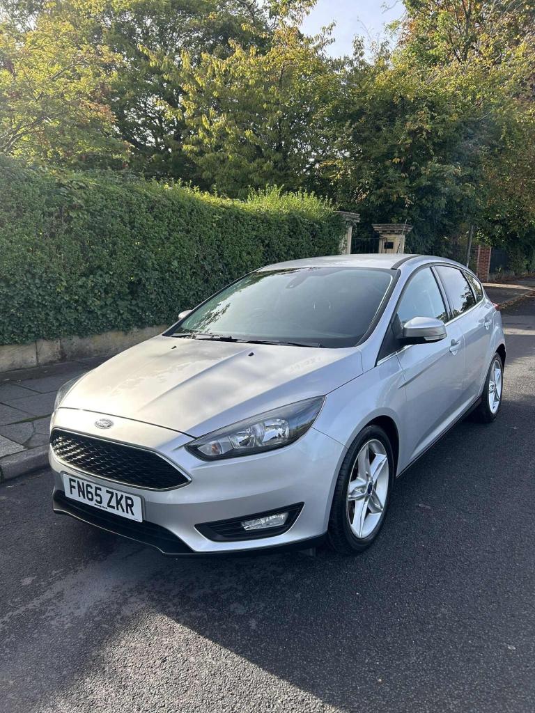 2015 Ford Focus 1.5 TDCi 120 Zetec 5dr-full service history-£20 tax HATCHBACK Diesel Manual
