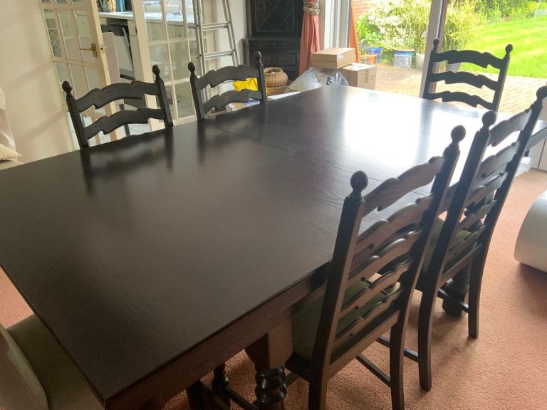 Pool/snooker dining table in mahogany with 6 chairs