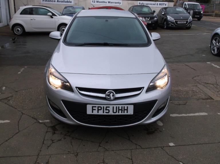 2015 Vauxhall Astra 1.4i 16V Design 5dr HATCHBACK Petrol Manual