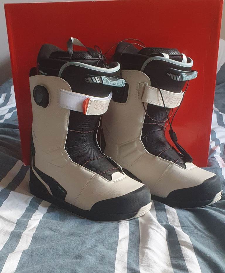 Deeluxe Edge Pro Snowboard Boots - 28.5cm Brand New