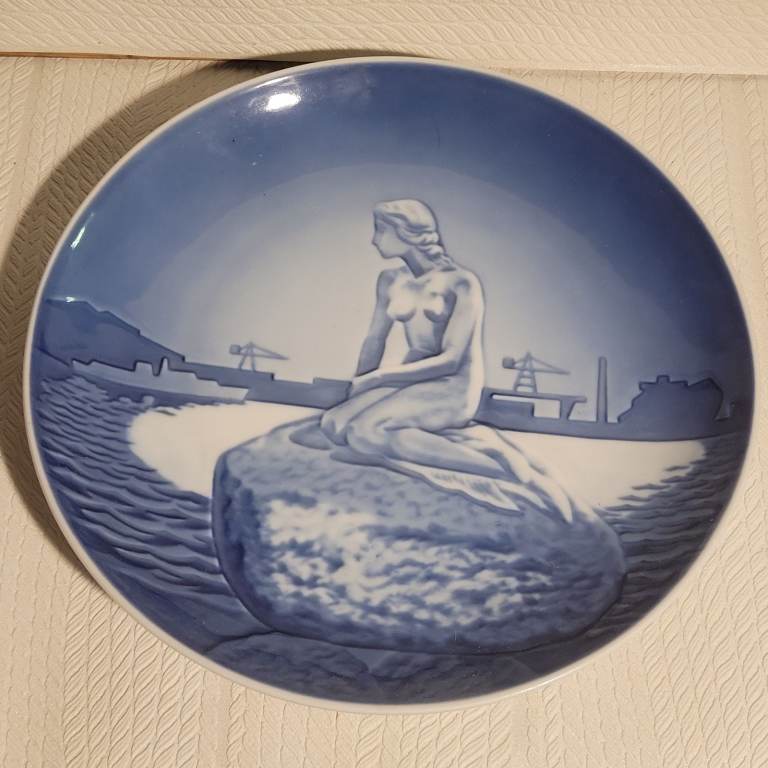 Royal Copenhagen  'Little Mermaid' 23cm Collector Plate – Perfect Condition (J1)