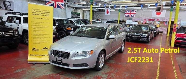 Volvo V70 2.5T SE Geartronic Euro 5 5dr Petrol Automatic