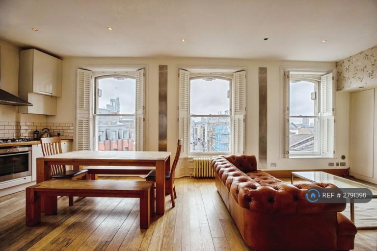 2 bedroom flat in Town Hall Chambers, London, SE1 (2 bed) (#2791398)