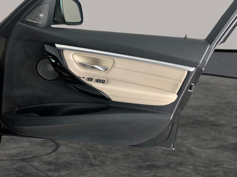 2018 BMW 3 Series 2.0 320d M Sport Shadow Edition Touring 5dr Diesel Auto Euro 6 (s/s) (190 p Est...