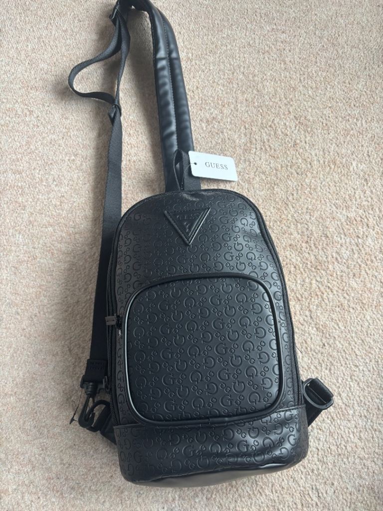 New GUESS Black Crossbody Bag - Stylish and Unused