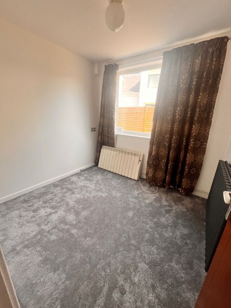 Nice Ensuite room in a house in Norbury £700 pcm all bills included