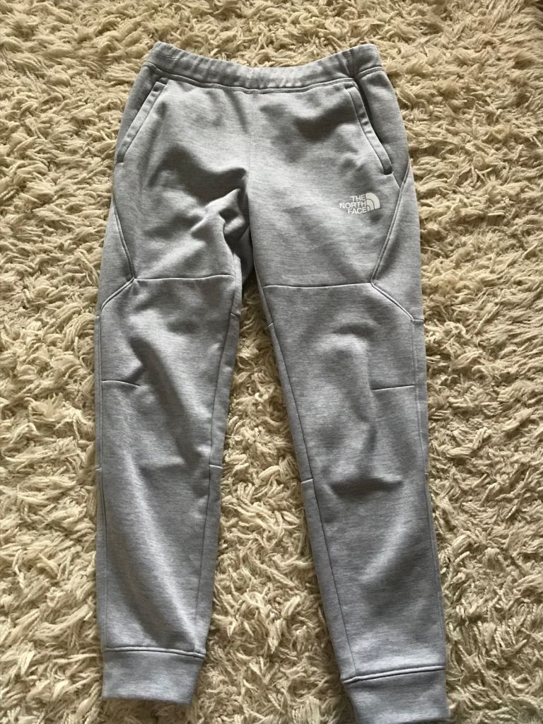 North Face Youth/Junior LG tracksuit bottoms 