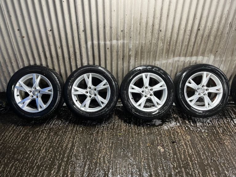 Genuine 17” Audi Q3 S Line alloy wheels - 5x112