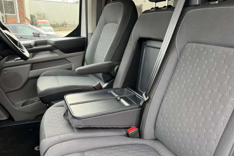 2025 Ford Transit Custom 2.5 PHEV 232ps H1 Double Cab Van Limited Auto PANEL VAN PETROL/ELECTRIC ...