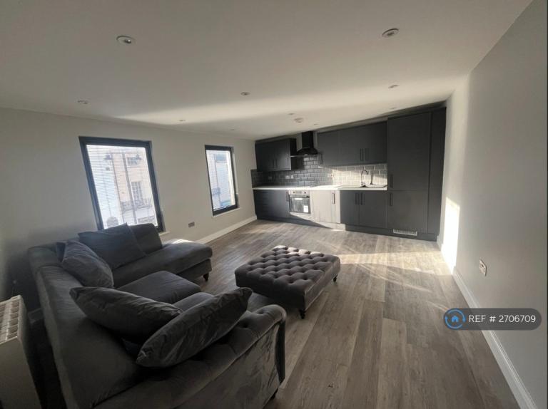 1 bedroom flat in Hall Gate, Doncaster, DN1 (1 bed) (#2706709)