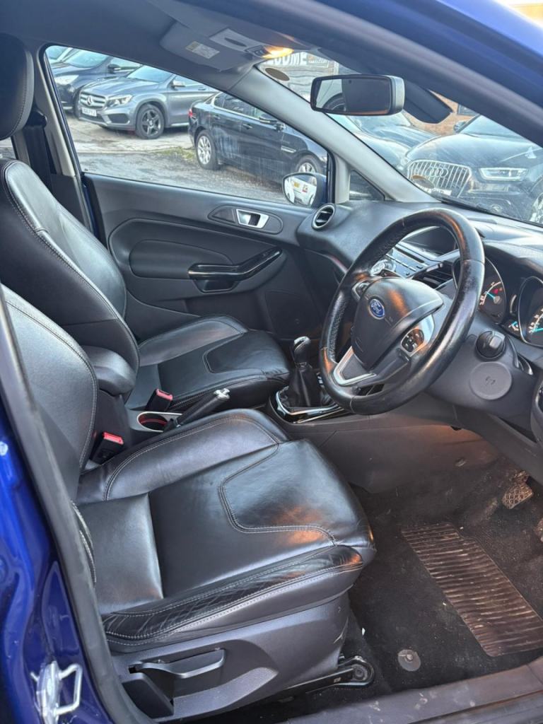 FORD FIESTA 1.0 T EcoBoost Titanium X 2015