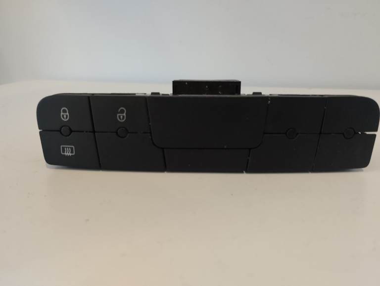 6J0927137AS Seat Ibiza 6J Genuine Central Locking Rear Glass Heating Switch