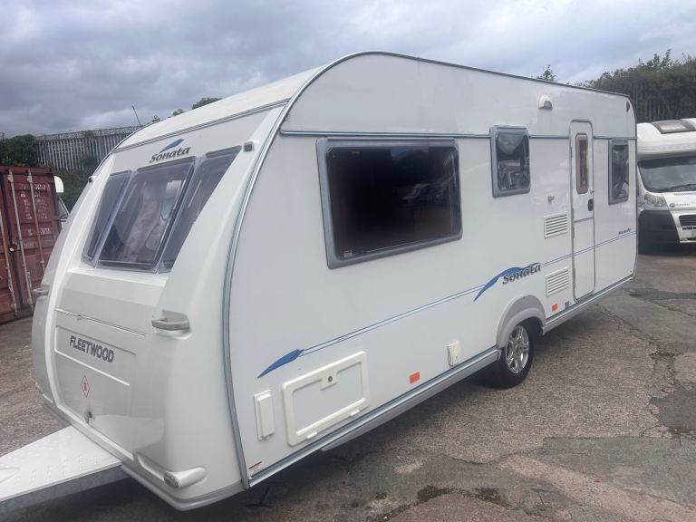 FLEETWOOD SONATA MELODY 5 berth , end bedroom with double & bunk over ! 