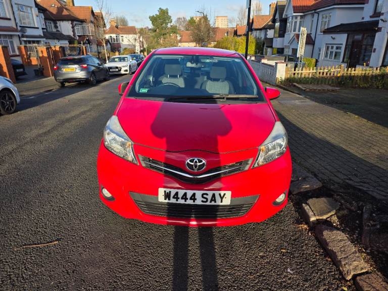 Toyota, YARIS, Hatchback, 2014, Manual, 1329 (cc), 5 doors