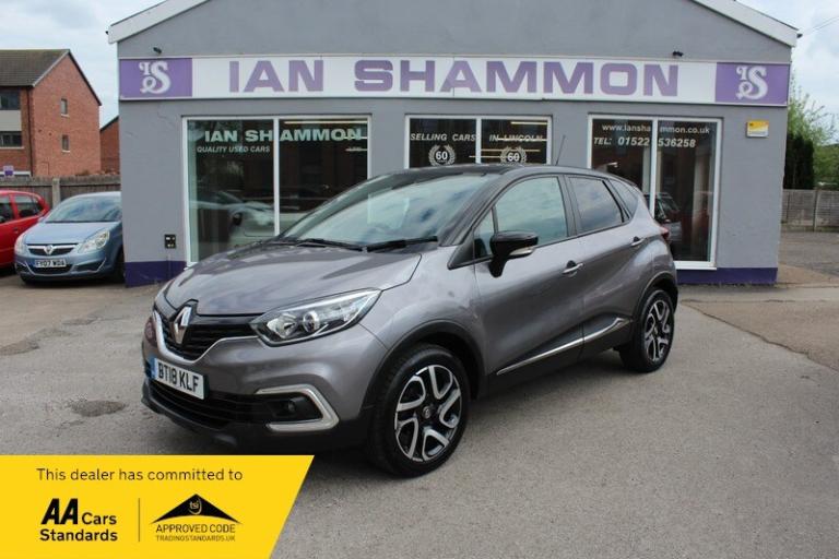 Renault Captur ICONIC TCE FIVE DOOR
