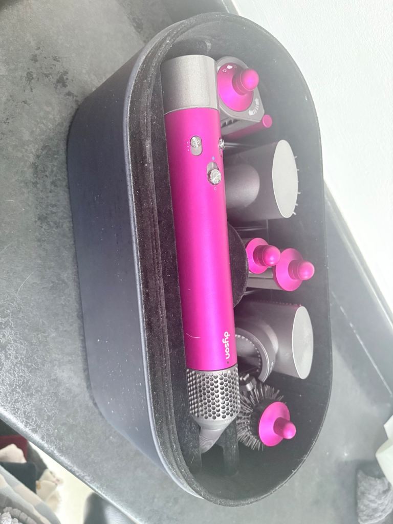 Dyson Airwrap styler fuchsia 