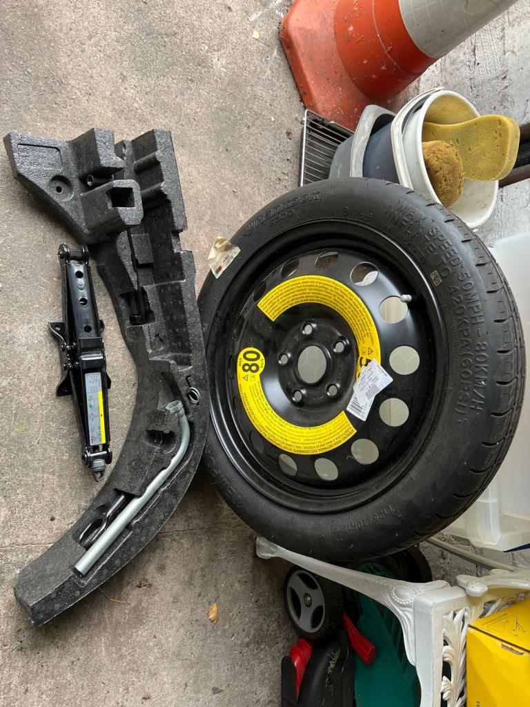 VW Golf Space Saver Kit