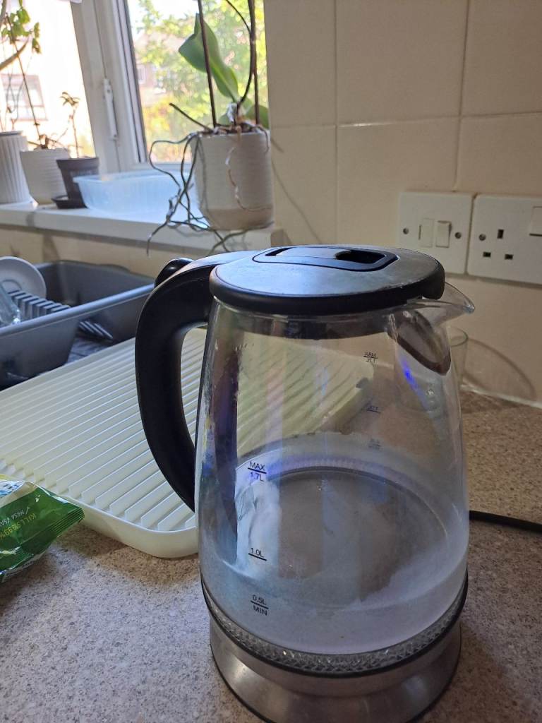 Salter 1.7L Glass Electric Kettle – Blue LED – Fully Working