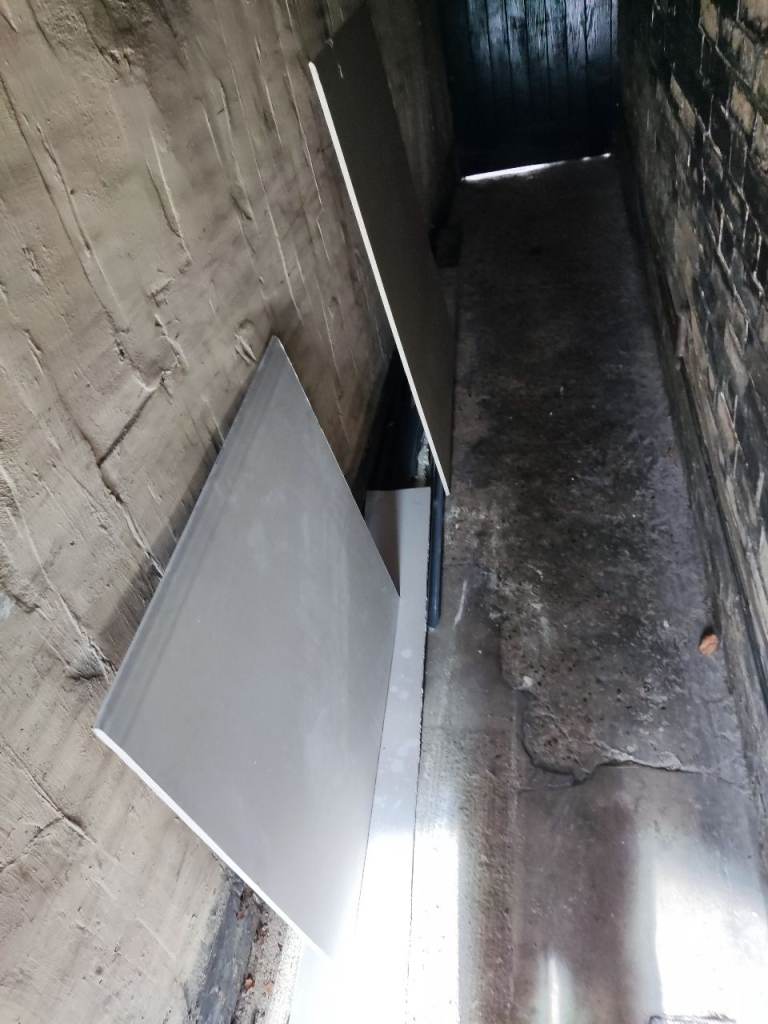 Free whole sheet and half sheet of plasterboard