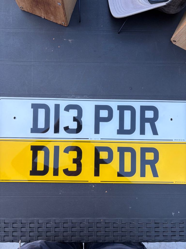 Private plate on retention 
