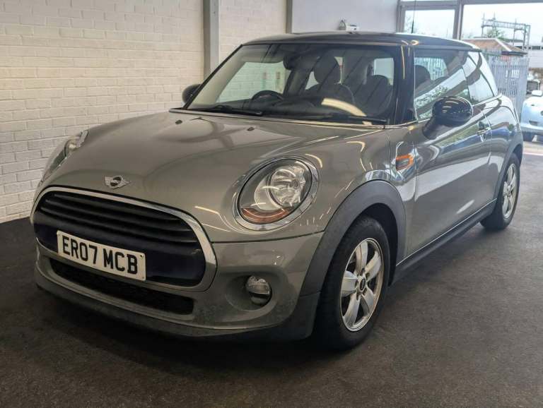 2017 MINI Hatch 1.5 Cooper Euro 6 (s/s) 3dr HATCHBACK Petrol Manual