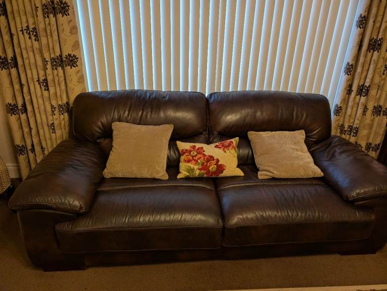 3-2-1 brown leather sofa
