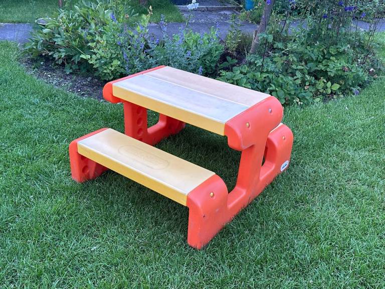 Little Tikes Picnic Table