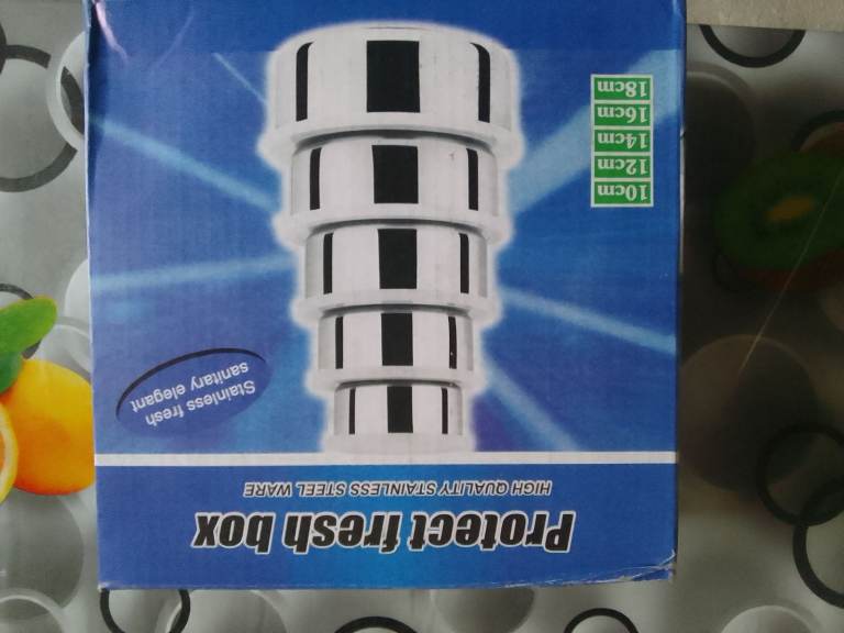 Food containers metal (5) items boxed new 