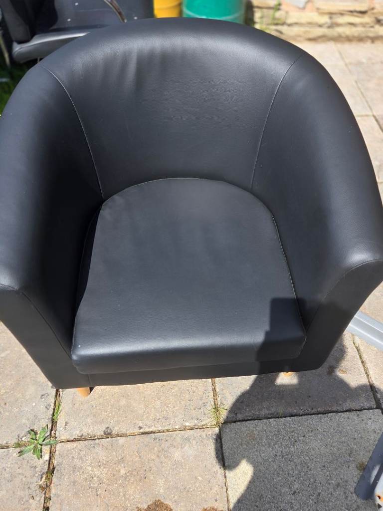 Bucket/tub chair