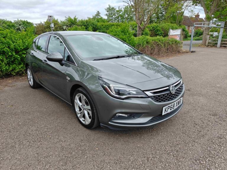 2018 Vauxhall Astra 1.0T ecoTEC SRi 5dr HATCHBACK Petrol Manual