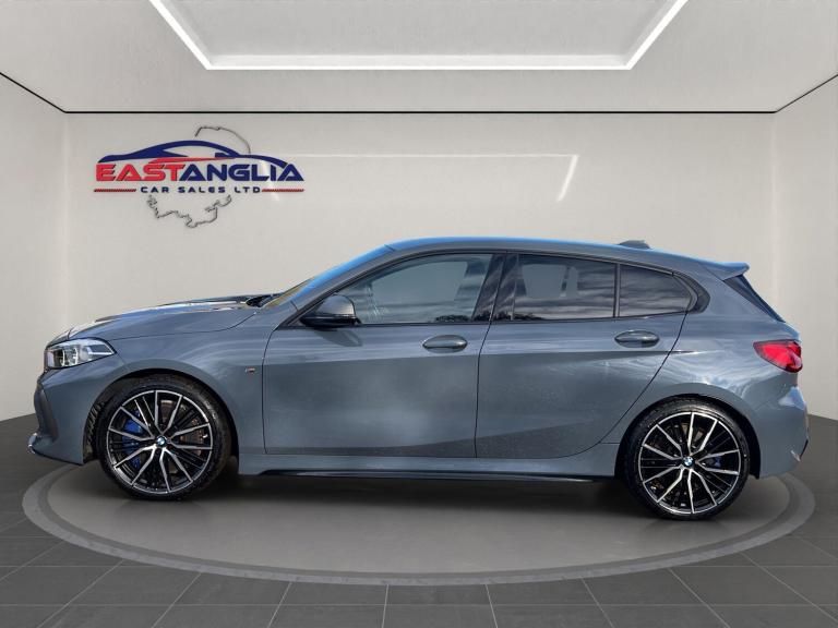 2022 BMW 1 Series 2.0 M135i Auto xDrive Euro 6 (s/s) 5dr HATCHBACK Petrol Automatic