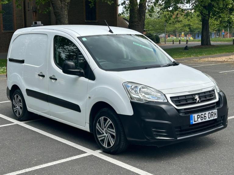 2017 Peugeot Partner 850 1.6 BlueHDi 100 Professional Van [non SS] PANEL VAN Diesel Manual