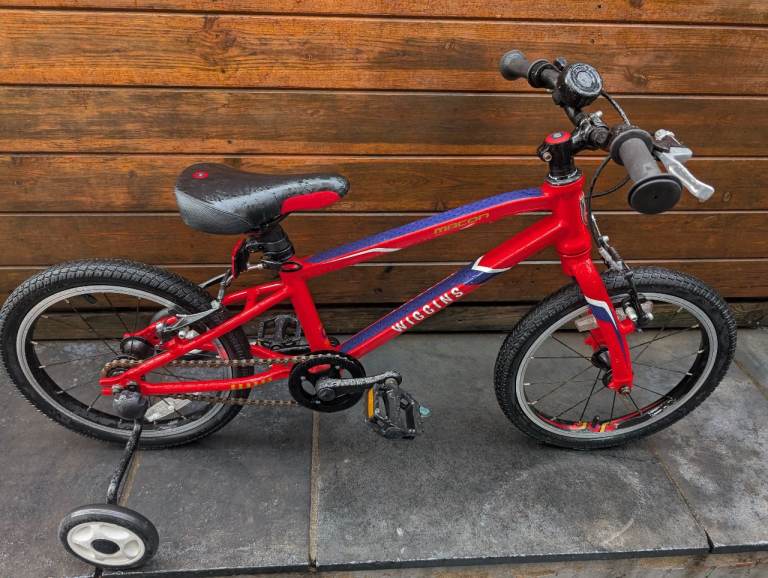 Wiggins Macon 16” Hybrid kids bike 16 inch wheels with stabilisers single speed