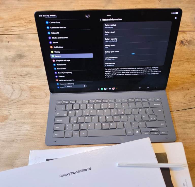 Samsung Galaxy Tab S11 Ultra 5G with offical Samsung keyboard