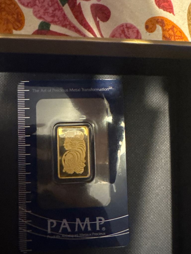 PAMP suisse 10G gold bar lady fortuna .9999 fine gold sealed assay Swiss made 