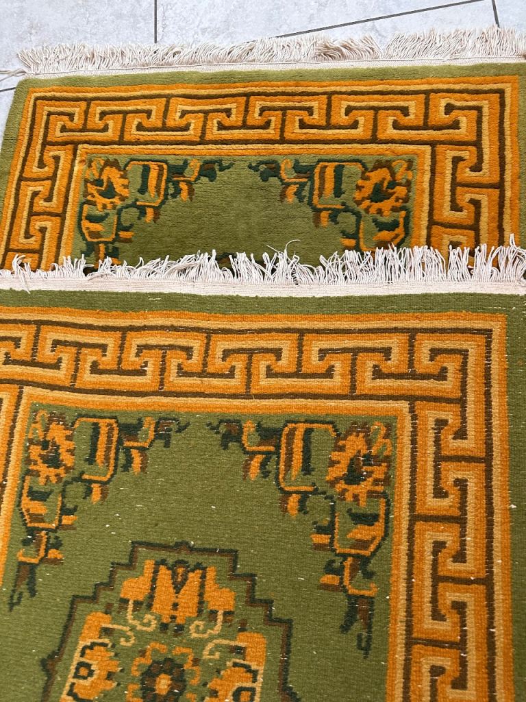 Beautiful and rare Tibetan woollen rug