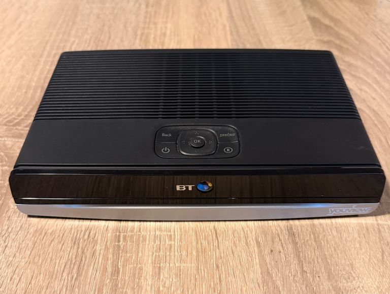 BT FreeView & 500GB Recorder Set Top Box with Remote