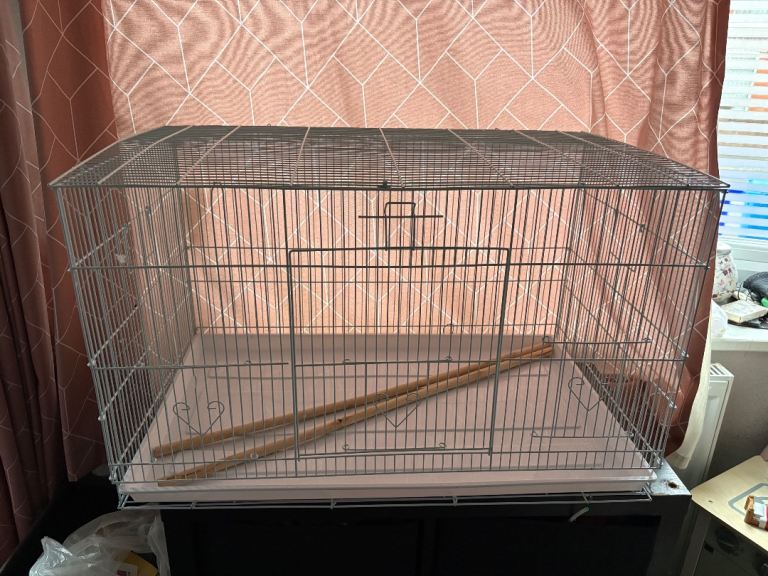 Wide bird cage 