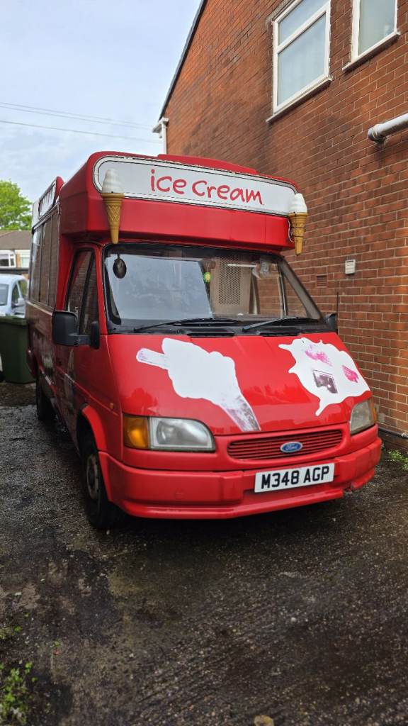 Ford, TRANSIT 100 D SWB, Panel Van, 1994, 2496 (cc)