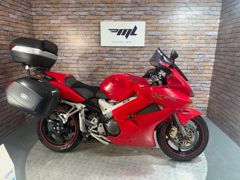 Honda VFR 800 - NATIONWIDE DELIVERY - 12 MONTHS MOT