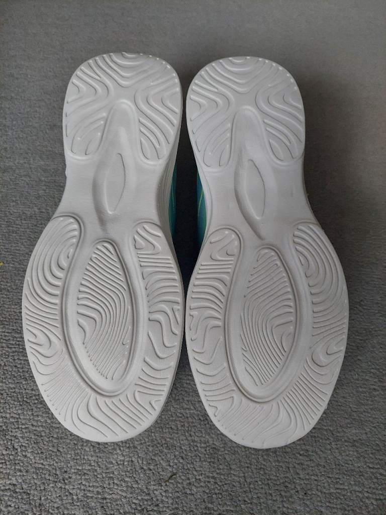 Men’s Trainer - New