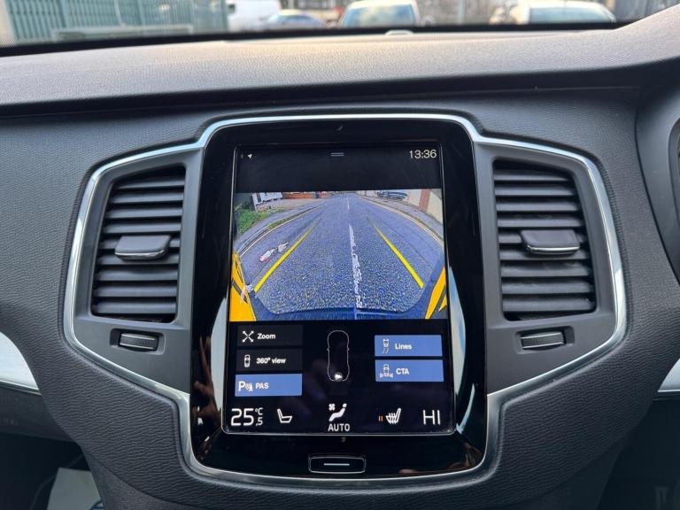 2017 Volvo XC90 2.0 T8 Hybrid Momentum Pro 5dr Geartronic ESTATE PETROL/ELECTRIC Automatic