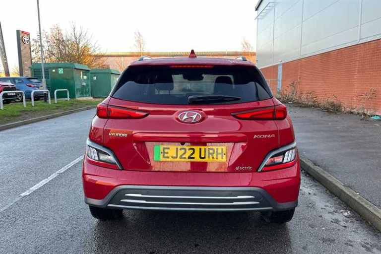 2022 Hyundai KONA 64kWh Premium SUV 5dr Electric Auto (10.5kW Charger) (204 ps) SUV Electric Auto...