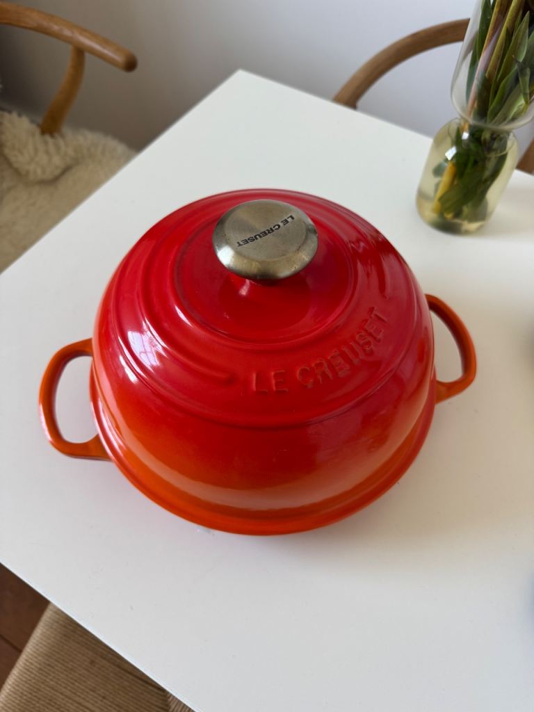 Le Creuset Round Casserole Dish – Red, Good Condition