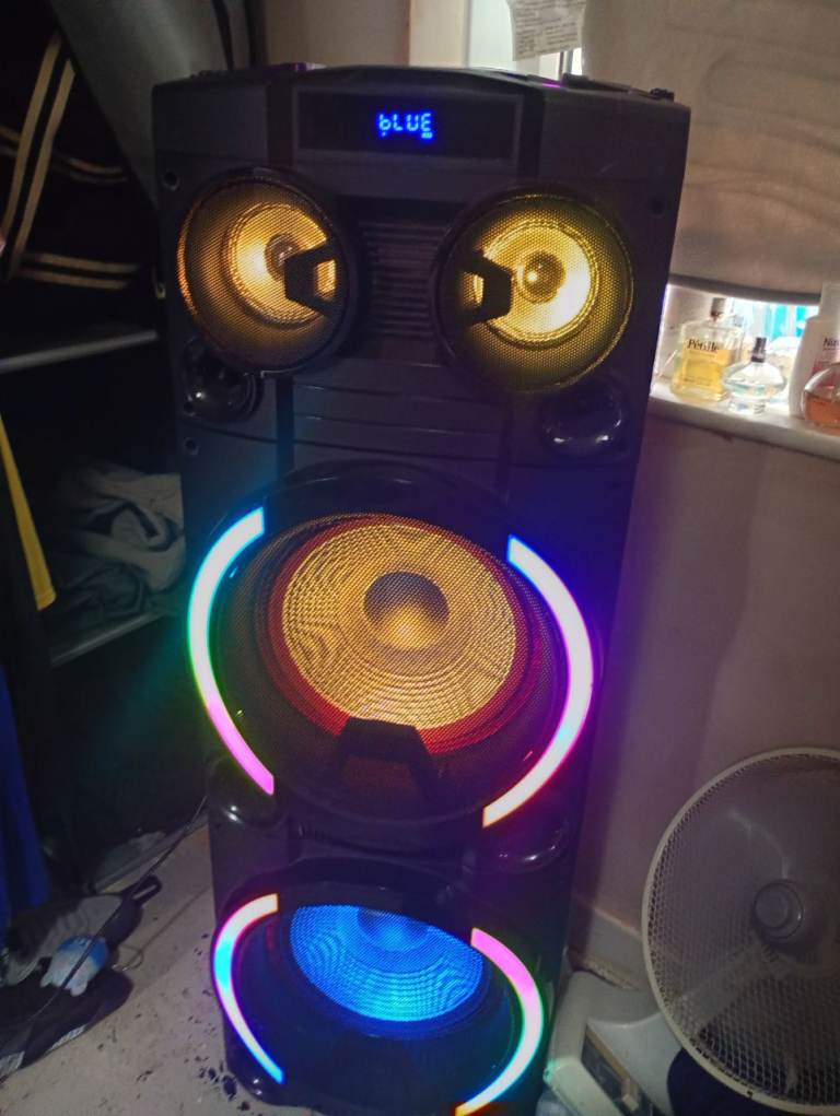 Large Black Floor Standing Speaker with Lights – Good Condition