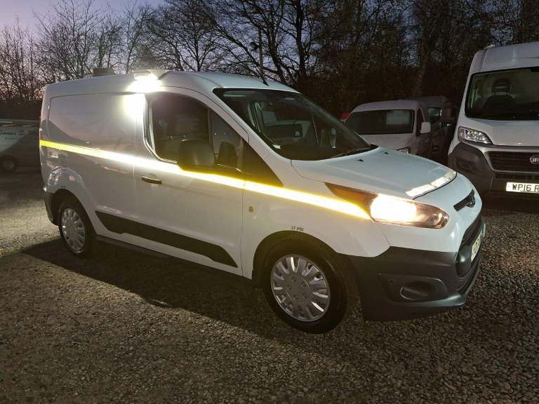FORD TRANSIT CONNECT 1.5 220 EcoBlue White Manual Diesel 2019