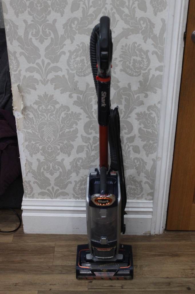 Shark Lift Away Vacuum, Anti Hair Wrap Duo Clean Brush Head, Cleaned/Serviced With 2 Tools