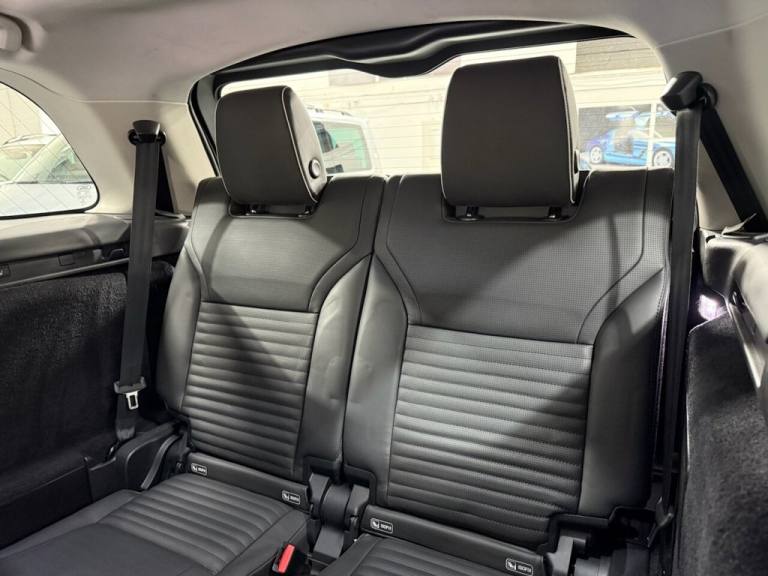 2017 17 LAND ROVER DISCOVERY 3.0 TD V6 HSE LUXURY SUV 5DR DIESEL AUTO 4WD EURO 6