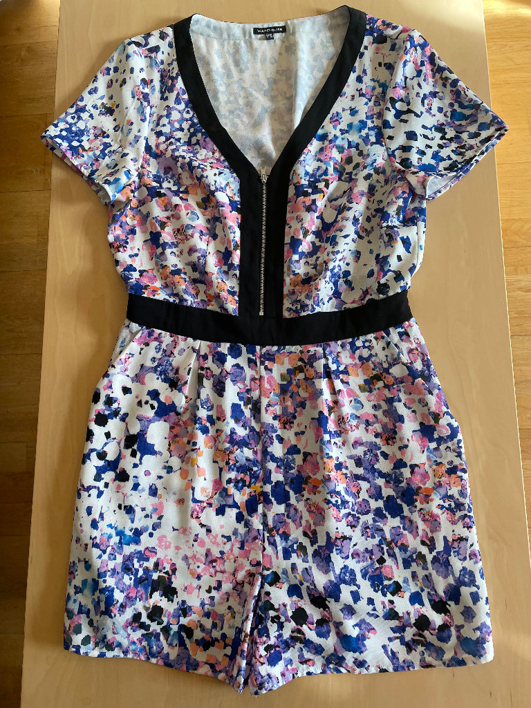 AS NEW WAREHOUSE MULTICOLOURED PLAYSUIT (Sexy Dress Top - UK12)
