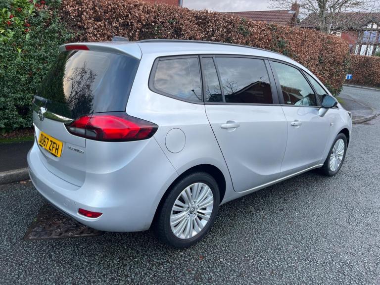 2017 Vauxhall Zafira Tourer 1.6 CDTi ecoTEC Design Euro 6 (s/s) 5dr MPV Diesel Manual